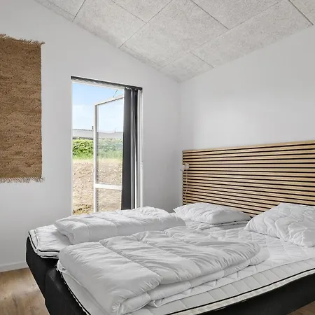 בית נופש Awesome In With Sauna הדרסלב